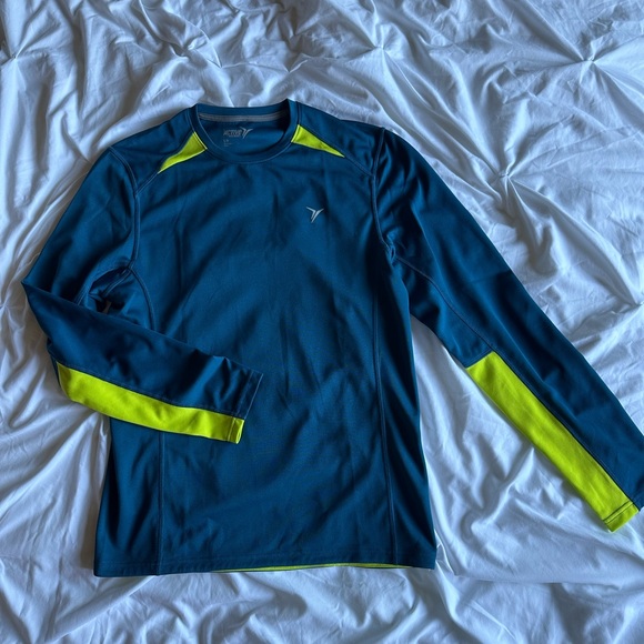 Set of 2 Men’s Active Workout Tops - Picture 3 of 8